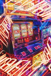 Gambling Psychology: How to Manage Playing at Online Casinos