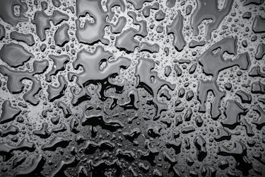 Water Behind the Walls)