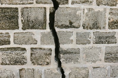Cracks in a Dry Year