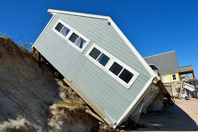 Report: NY And Miami Metro Areas Have Most Homes At Risk Of Storm Damage - Insurance Claims News Article
