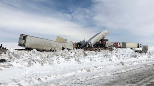 Pileups Involving At Least 100 Vehicles Shut Down Wyoming Interstate