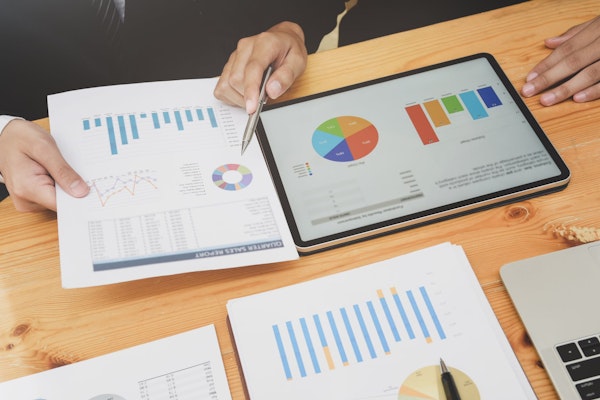 Niches: The Future of the Insurance Market?