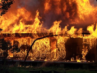 Reno Wildfire Destroys Multiple Homes (Fox News)
