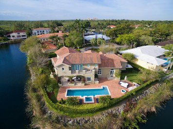 Rising Florida Home Insurance Costs Drive Residents Toward Self-Insurance - Insurance Claims News Article