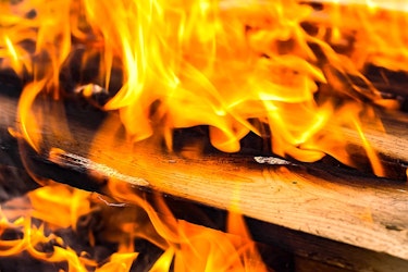 Intense Blaze Consumes Apartment Construction Site In Downtown Phoenix (CBS 5)