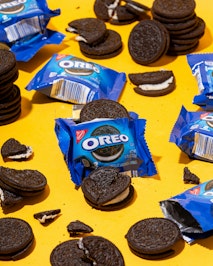 Mondelez Sues Aldi Over Lookalike Packaging for Store-Brand Cookies and Crackers - Insurance Claims News Article
