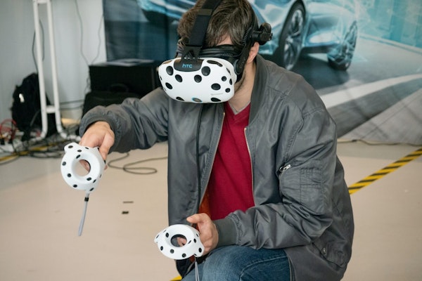 Augmented Reality And Artificial Intelligence In Insurance