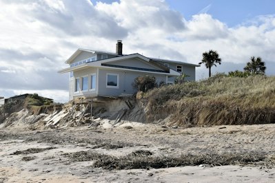 Few States Actively Combating Increased Hurricane Risk Despite Rising Frequency - Insurance Claims News Article