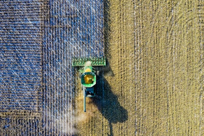 McKinsey: Farmers Turn to AI as Weather, Costs Strain Agriculture - Insurance Claims News Article