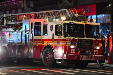 1 Dead, 10 Injured In NYC House Fire Sparked By Lithium-Ion Battery (CBS News)