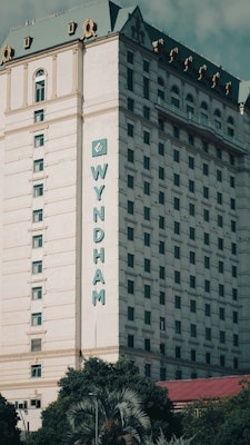 Wyndham Hotel Owner Accused of Orchestrating Vandalism Amid Insurance Dispute