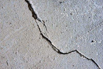 Orlando Apartment Complex Evacuated After Cracks, Jammed Doors Raise Structural Safety Fears - Insurance Claims News Article