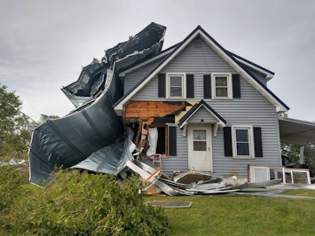 Between Insurance And Contractors, Iowa Homeowners Stalled On Derecho Recovery - Insurance Claims News Article