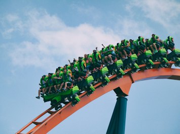 Cedar Point Settles Age Discrimination Case, Agrees to $50,000 Payment and Policy Changes - Insurance Claims News Article