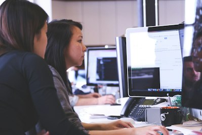 AI-Powered Claims Solutions Revolutionizing Desk Adjuster Workflows - Insurance Claims News Article