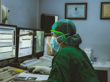 Florida Senate Extends Health Care Provider COVID Liability Protections - Insurance Claims News Article