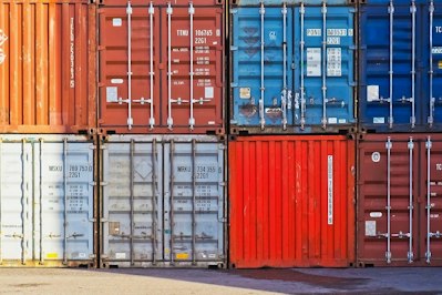 Dockworkers Reach Tentative Deal, Strike Suspended Until January - Insurance Claims News Article