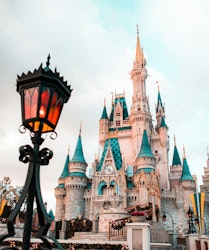 Family Seeks Justice After Tragic Allergic Reaction Death at Disney Restaurant (CNN)
