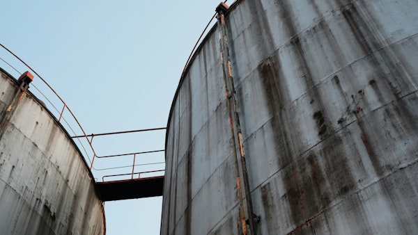 West Coast Chemical Tank Failures Spotlight Inspection Gaps and Industrial Safety Risks
