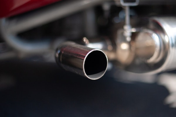 Metal Thieves Swiping Tailpipes Create 1,000% Spike in Claims