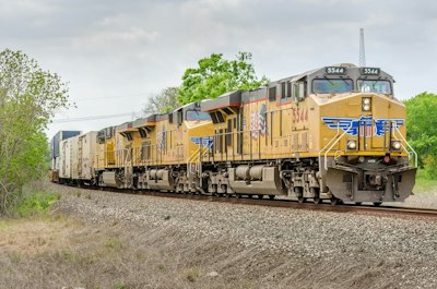 Cargo Theft From Union Pacific Trains Rampant In Los Angeles - Insurance Claims News Article