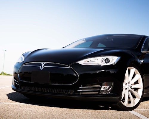 Deceitful Claims: Class-Action Lawsuit Filed Against Tesla, Musk
