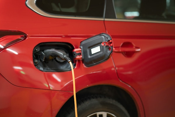 EV Maker Partners With Nationwide For Insurance Program