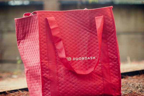 DoorDash Launches Benefits Program for Pennsylvania Couriers, Offering Savings Contributions