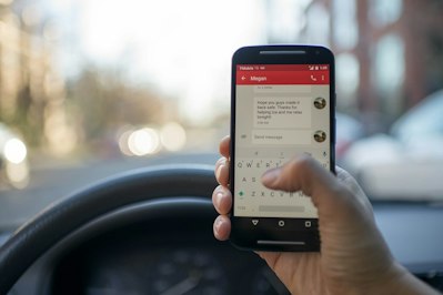 Drivers Are Aware Of Distracted Driving And Do It Anyway - Insurance Claims News Article