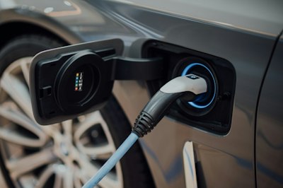 Seven Automakers Join Forces for High-powered Charging Network - Insurance Claims News Article