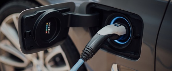 Electric Vehicles: A Use Case for UBI (Insurance Thought Leadership )