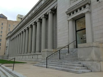 Attorneys, Landlord Sue Insurance Company For Business Losses Amid COVID-19 Lockdowns - Insurance Claims News Article