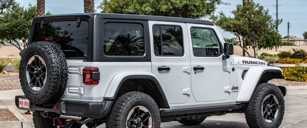 Jeep Recalls 95K To Fix Transmission Issue (WUSA)