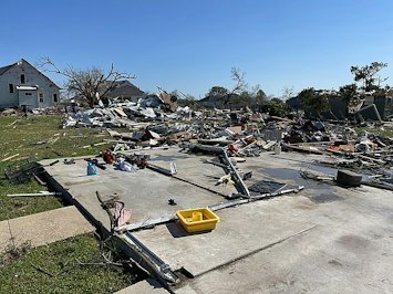 US Severe Weather & Tornadoes May Drive Q1 Large Cat Losses Above $10B - Insurance Claims News Article