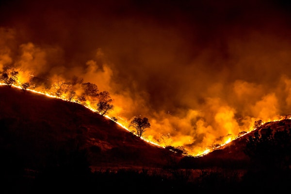 California Bill Seeks to Fast-Track Wildfire Insurance Claims and Expand Policyholder Protections