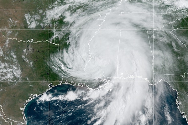 AI Revolutionizes Hurricane Forecasting with Unprecedented Accuracy