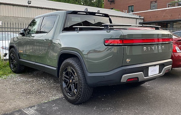 Overcoming the Cost Barrier: Tackling High Insurance Premiums for Electric Vehicles