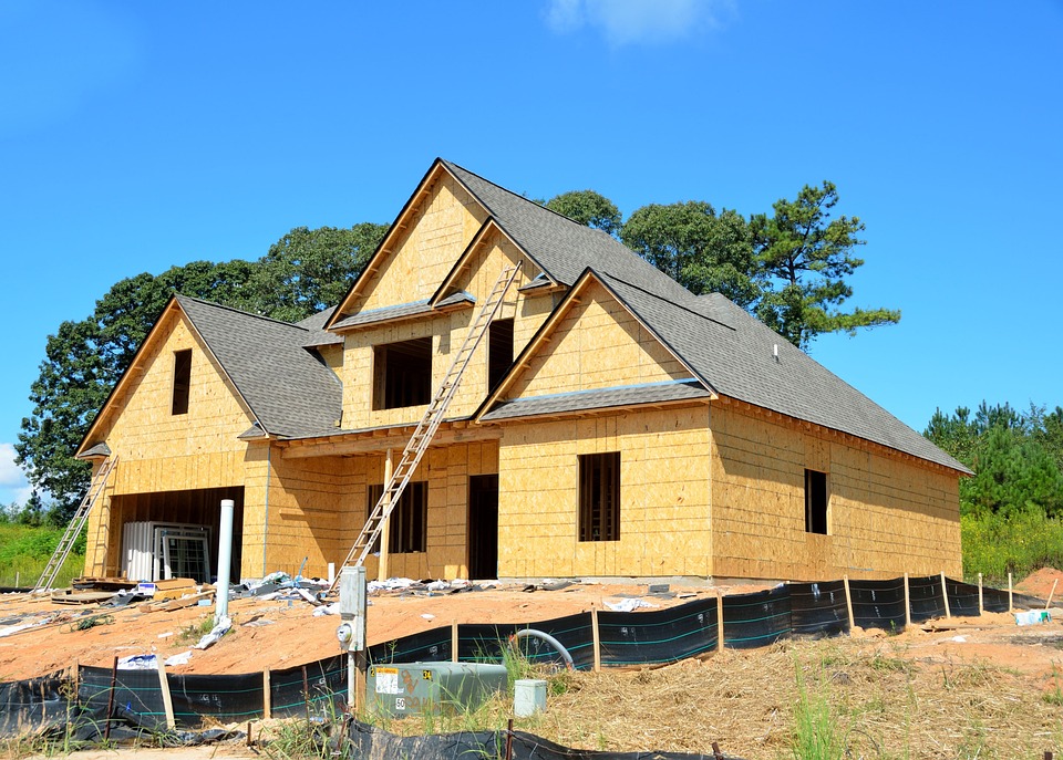 How to Manage Property Risk in 2025 with Smarter Valuation and Technology