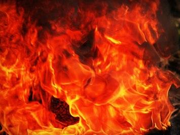 Gas Explosion Levels Home, Sets Others Ablaze In Nassau County Neighborhood - Insurance Claims News Article