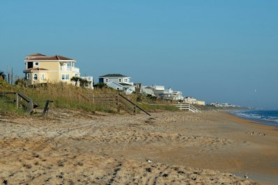 Florida Senate Panel Backs Controversial Proposal For Property Insurance Changes - Insurance Claims News Article
