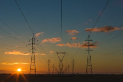 Public Safety Power Shutoffs Expand Beyond California Amid Growing Wildfire Risk - Insurance Claims News Article