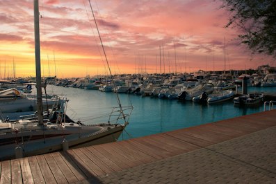 New Illinois Law Makes Boat Liability Insurance Mandatory for Thousands of Owners - Insurance Claims News Article