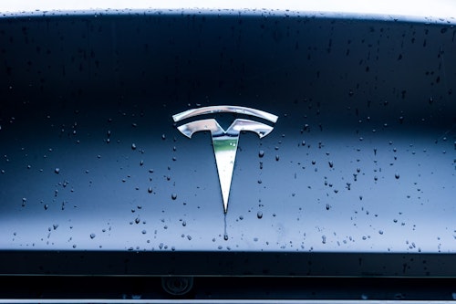 Tesla Insurance Policyholders Face Delays and Challenges in Claims Process