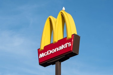 $800K Awarded to Florida Family for Chicken McNugget Burn - Insurance Claims News Article