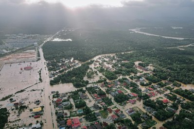Why Climate Resilience Requires Both Parametric and Traditional Insurance Solutions - Insurance Claims News Article