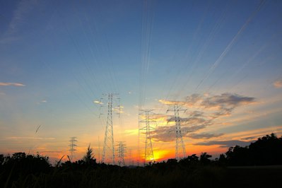 Houston Power Outages Could Last Weeks After Deadly Hurricane-Force Winds - Insurance Claims News Article