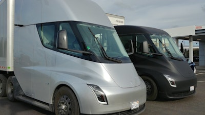 California Governor Vetoes Self-Driving Truck Bill - Insurance Claims News Article
