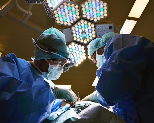 Expert Witness In Spotlight After Surgeon Incorrectly Reattaches Fingertips