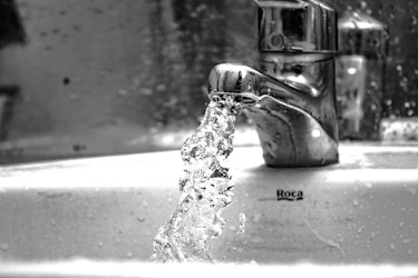 Smart Water Shutoff Devices Cut Claim Frequency by 81%, Study Finds - Insurance Claims News Article