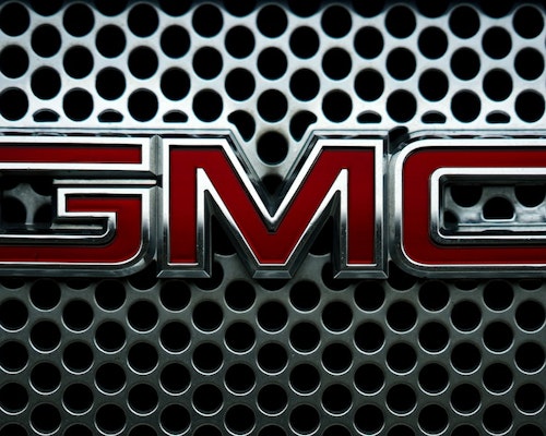 GM Recalls 484K SUVs Over Third-Row Seatbelt Issue